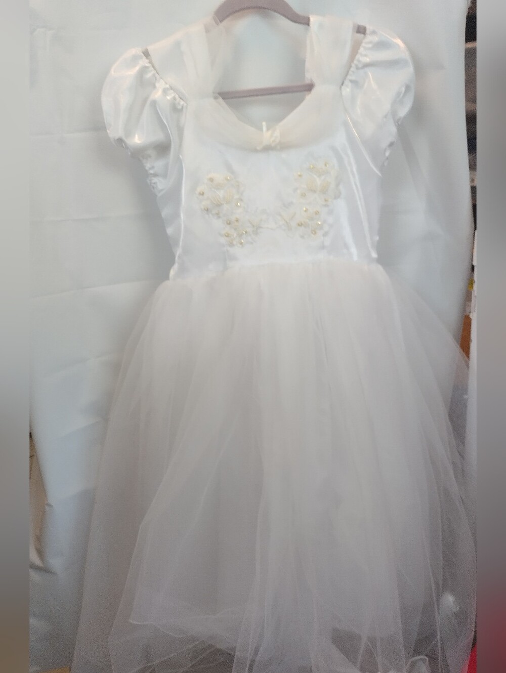 White Satin Tulle Dress Puff Sleeves Pearl And Beads Bodice Girls Size 14